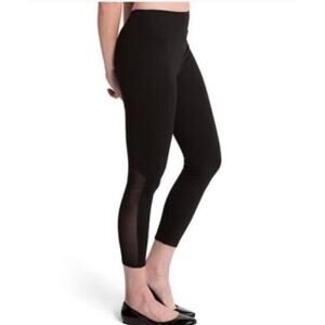 SPANX Assets “Red Label” Black Shaping Legging – Mesh Calf – M – NWOT